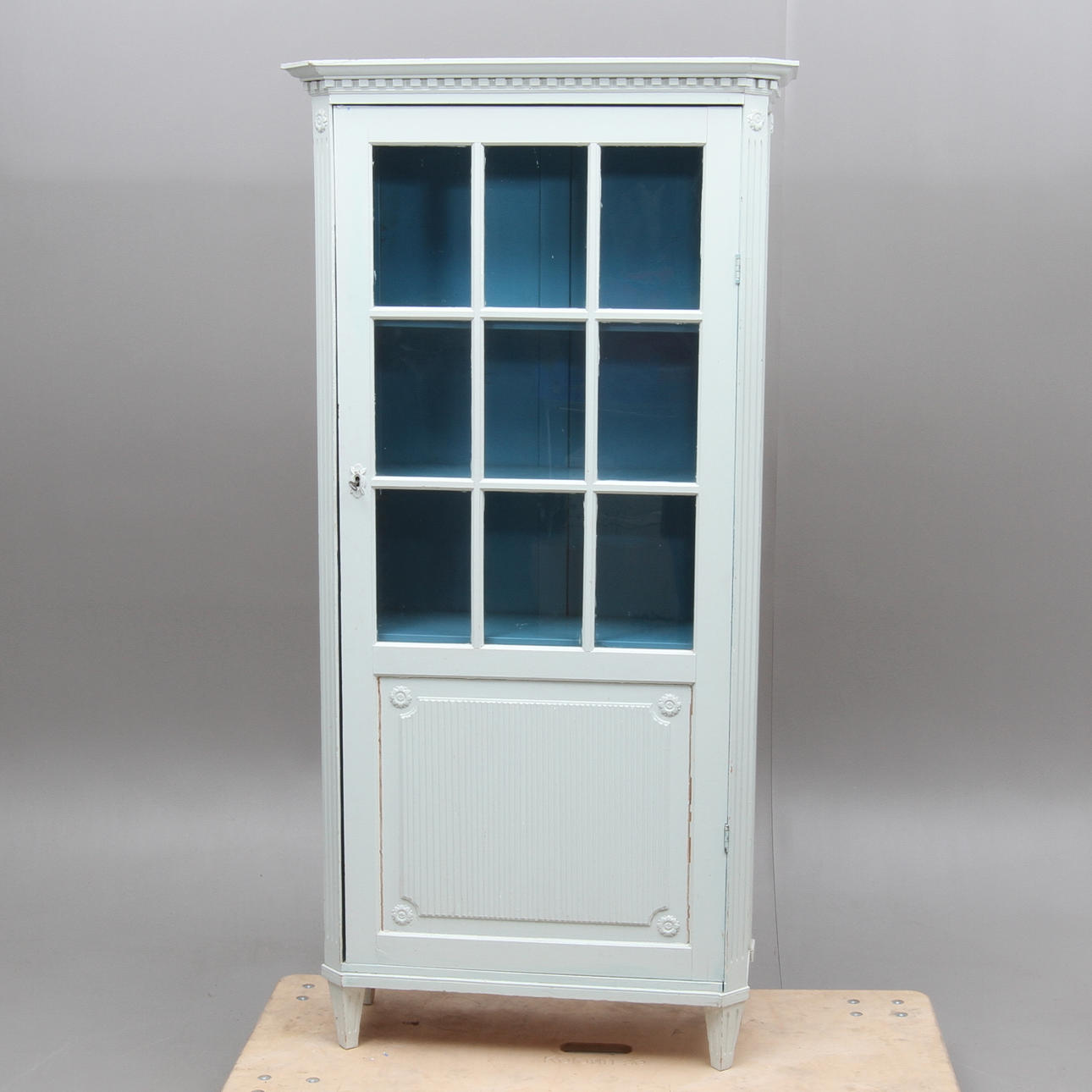 VITRINSKÅP, gustaviansk stil, 18/1900-tal.