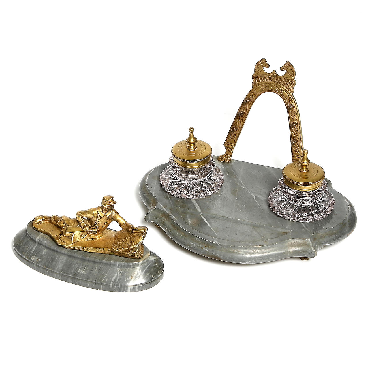 SKRIVBORDSUPPSATS, 4 delar. 18/1900-tal.