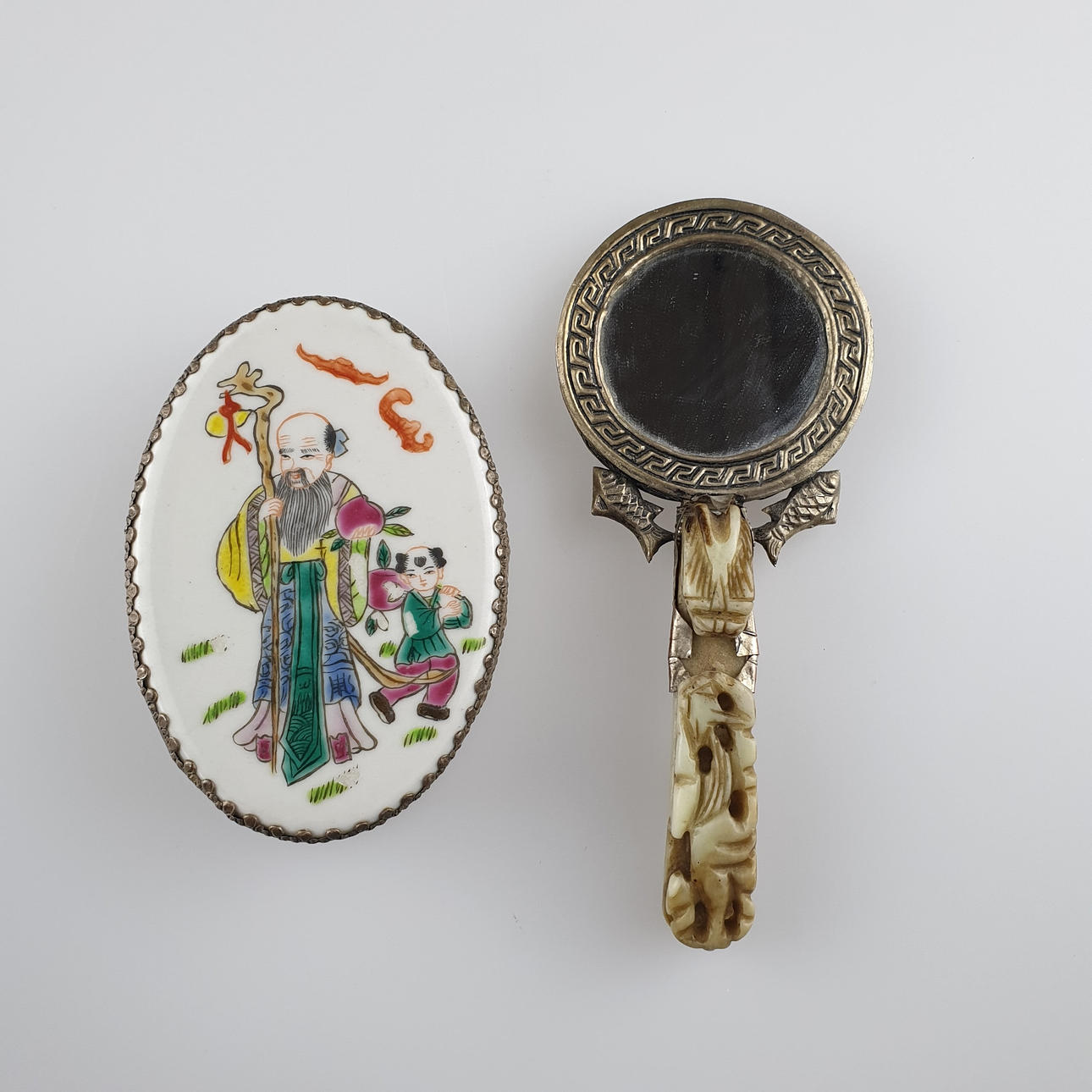 - MIRROR BOX and small HAND MIRROR - China.