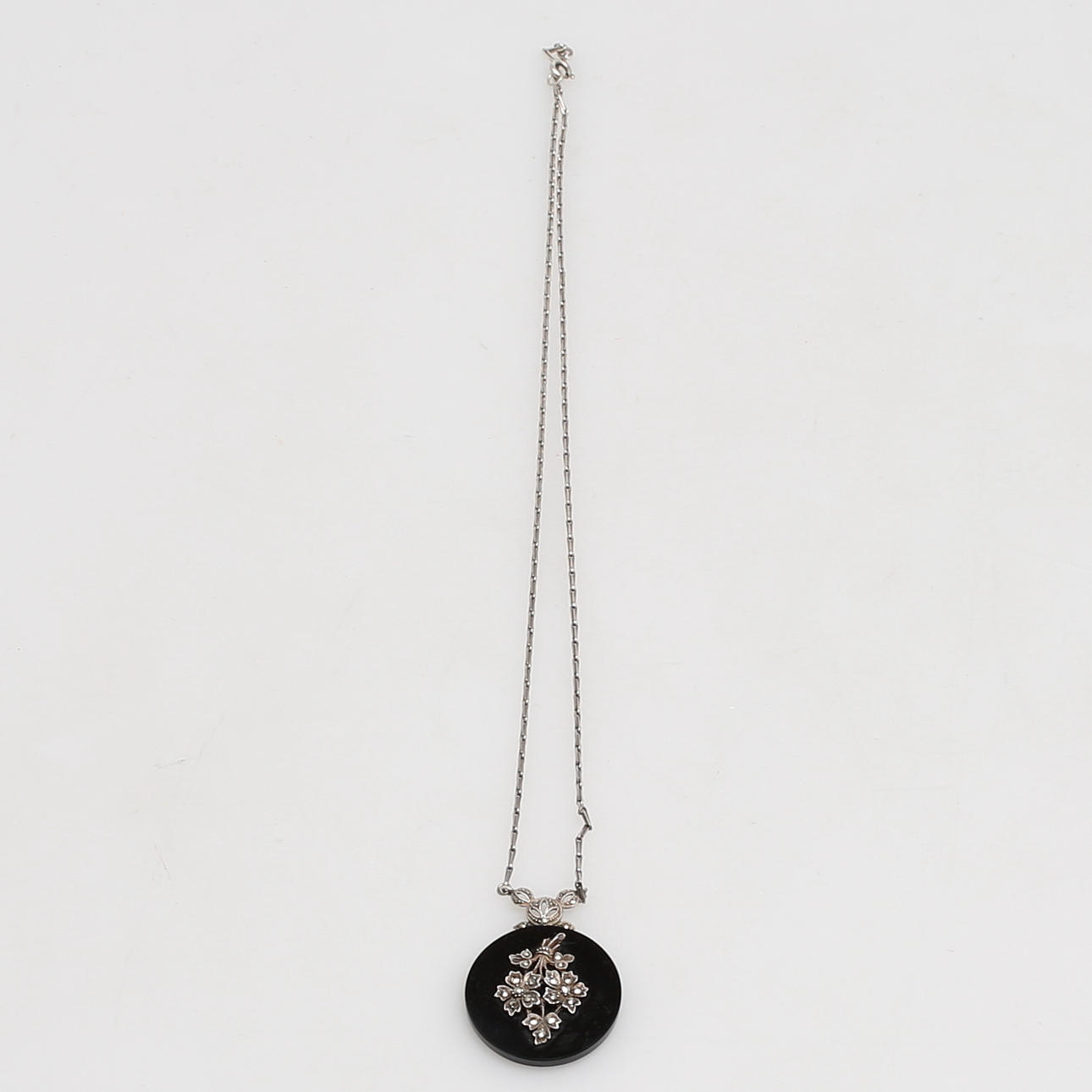 HALSBAND i silver och svart onyx, Art Deco, 1920-tal.