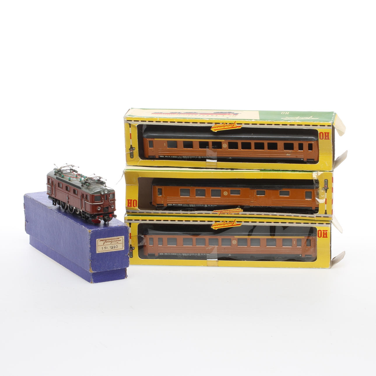 FLEISCHMANN SJ:s Da-lok 1333 och 3 vagnar i originalkartong.