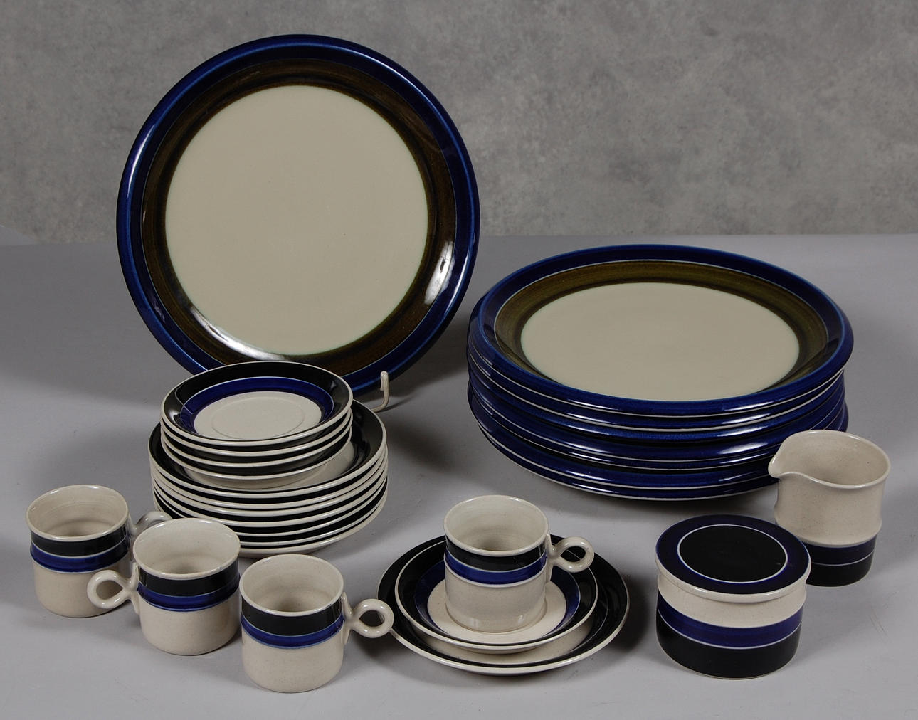 PORSLIN, 25 delar Rörstrand, Höganäs.