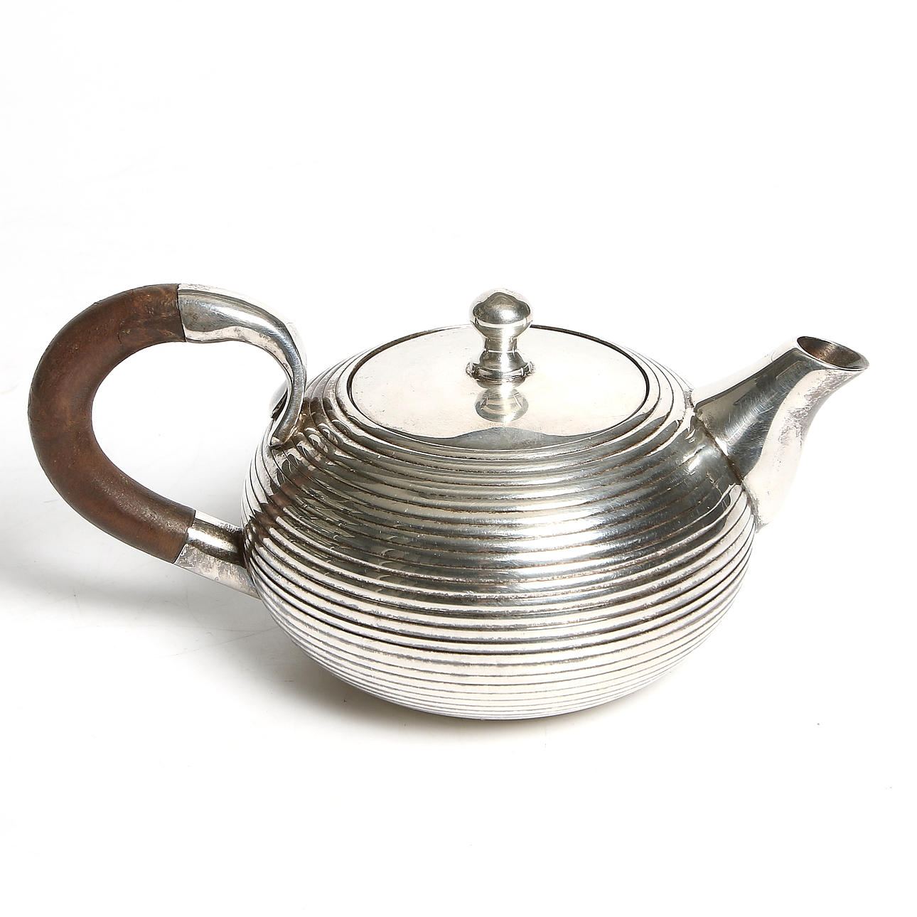 KANNA, nysilver. 1900-talets första hälft.