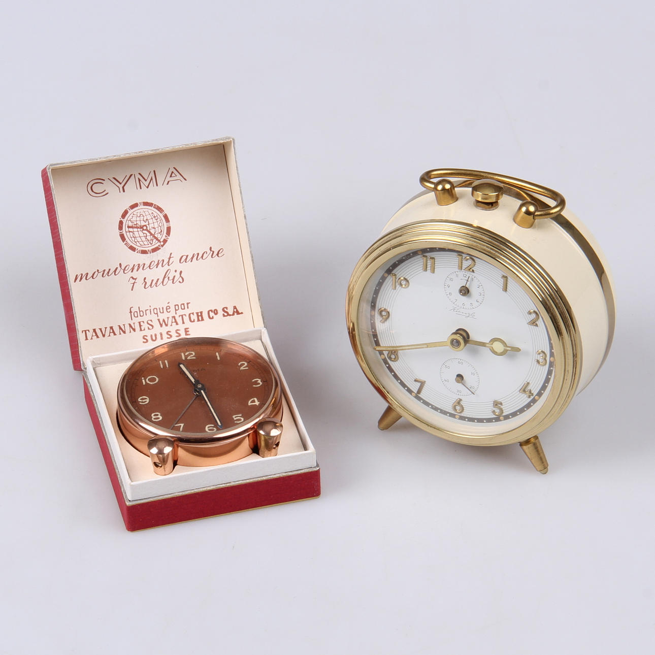 VÄCKARKLOCKOR, 2 st. Kienzle samt Cyma, 1900-talets första hälft.