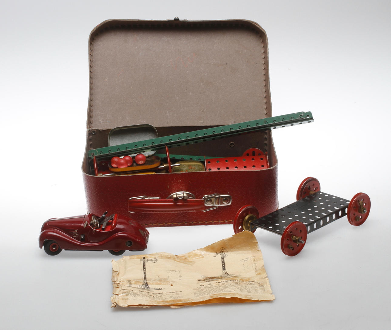 BYGGSATS, Märklin och LEKSAKSBIL, Scucco, Examico 4001, Tyskland.