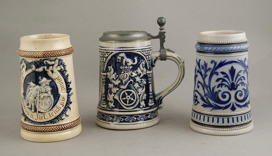 TRE ÖLMUGGAR, förmodligen Bayern. Tyskland.