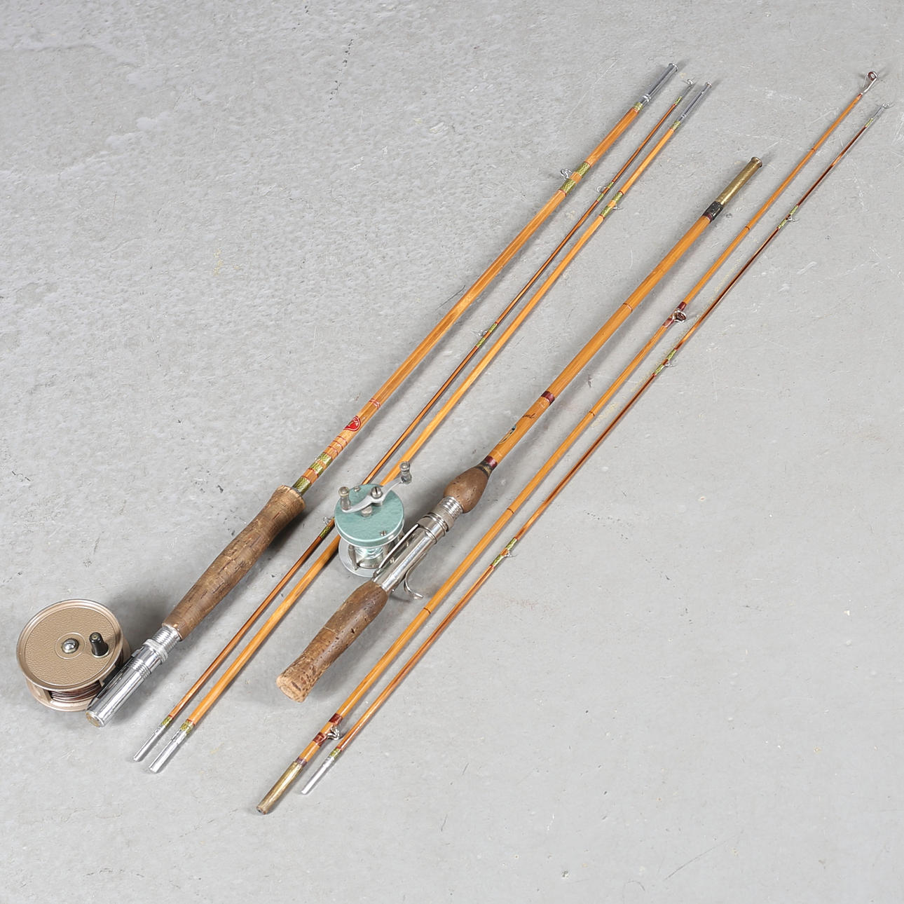 FISKESTANG, 2 stk, splitcane, fluefiskeri, 1900 tallet.