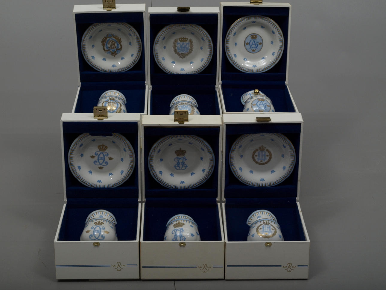 CRÈMEKOPPAR, porslin, 6 stycken, "Gripsholm", Rörstrand.