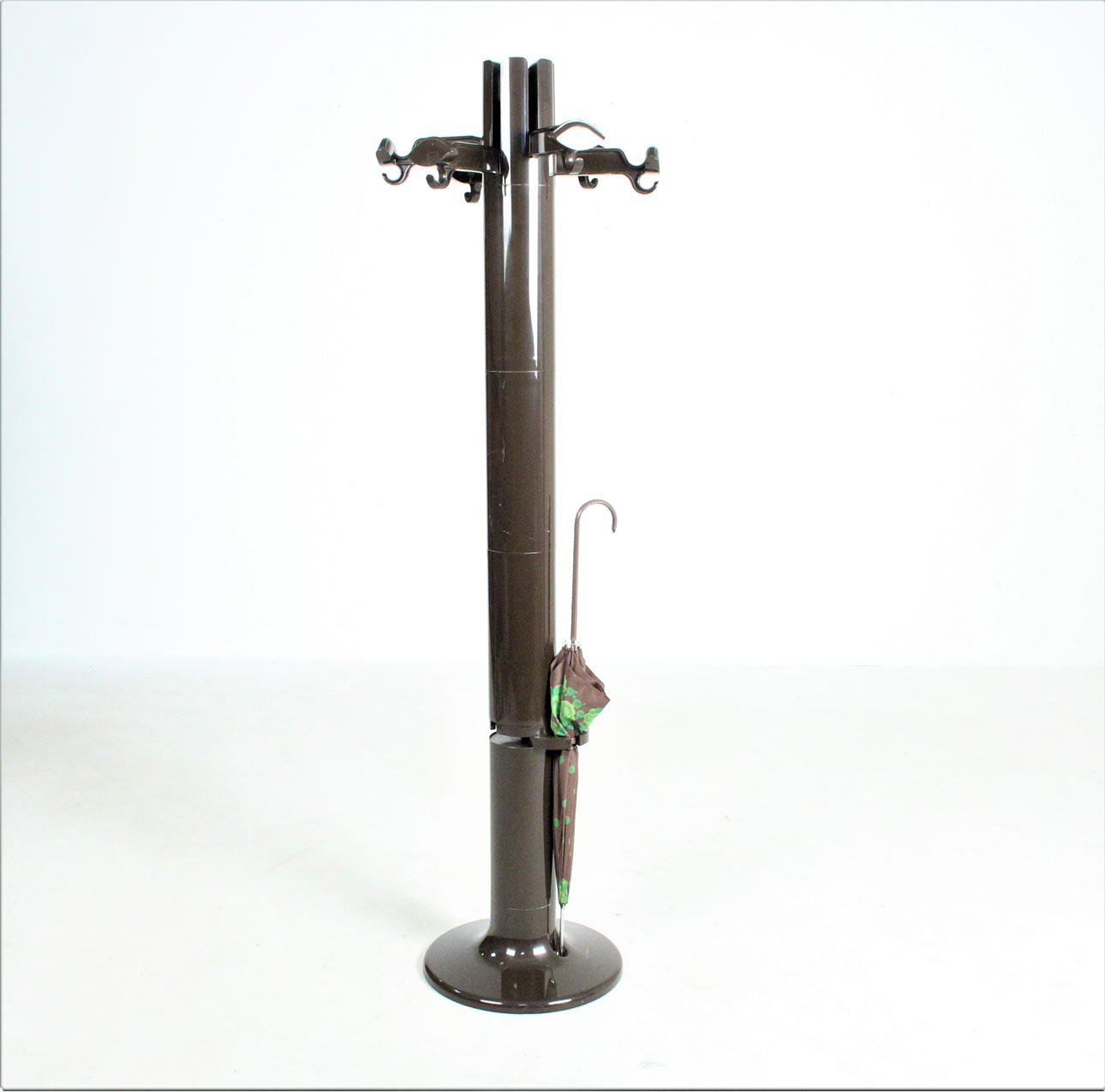 GIANCARLO PIRETTI. for Castelli - model PLANTA - clothes stand.