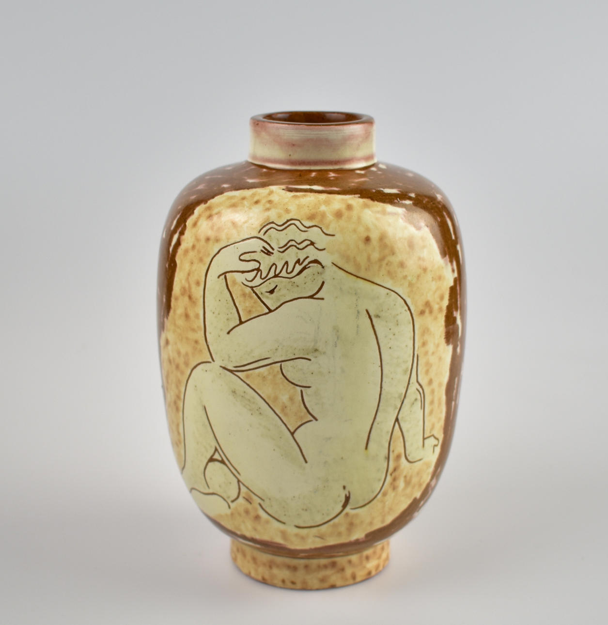 VICKE LINDSTRAND. Vase, ceramics, Ekeby, signed, 1940s.