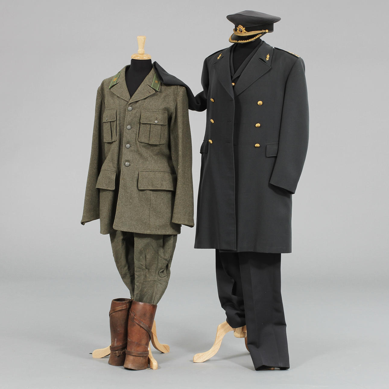 UNIFORMER, 2 st, Sverige, mod 39 hemvärnet samt mod 60 artilleriofficer.