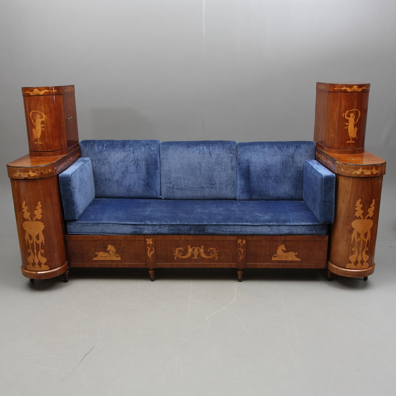 SOFFA, empire, 1800-tal.