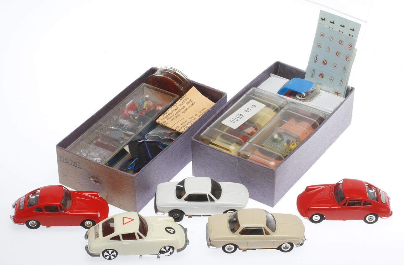 LEKSAKSBILAR, 7 st, Faller, Tyskland.