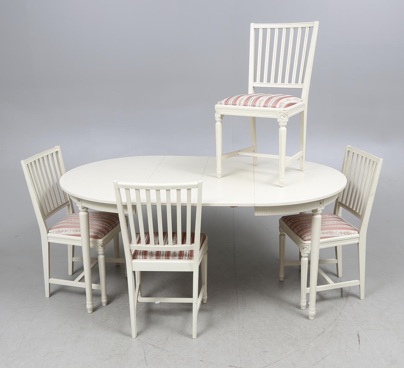 MATSALSMÖBEL, gustaviansk stil, 1900-tal.