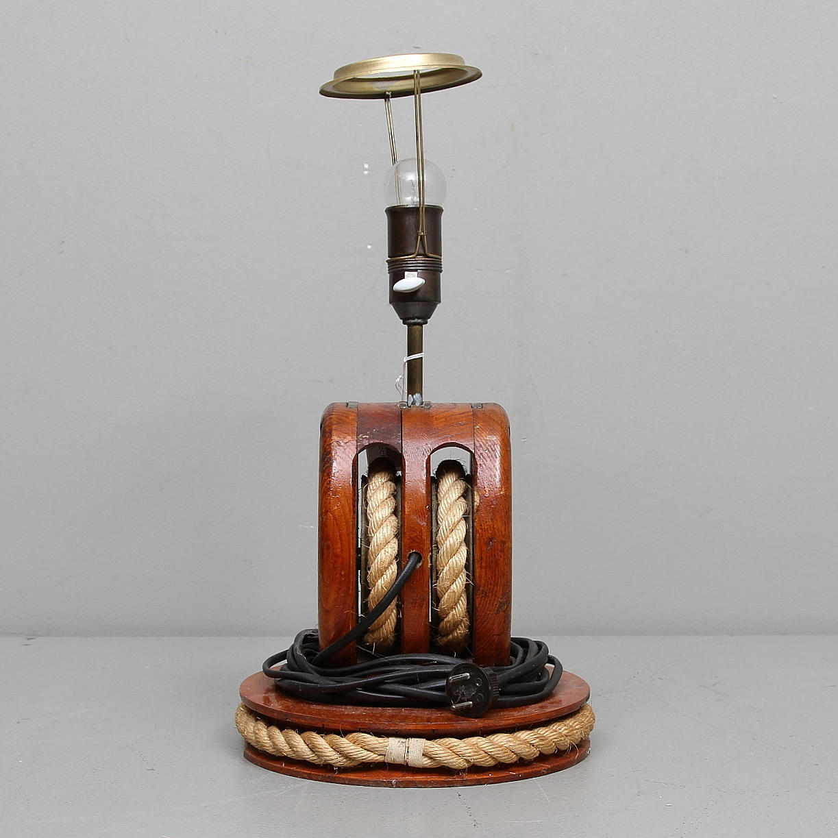 BORDLAMPA, marinmodell, 1900-tal.