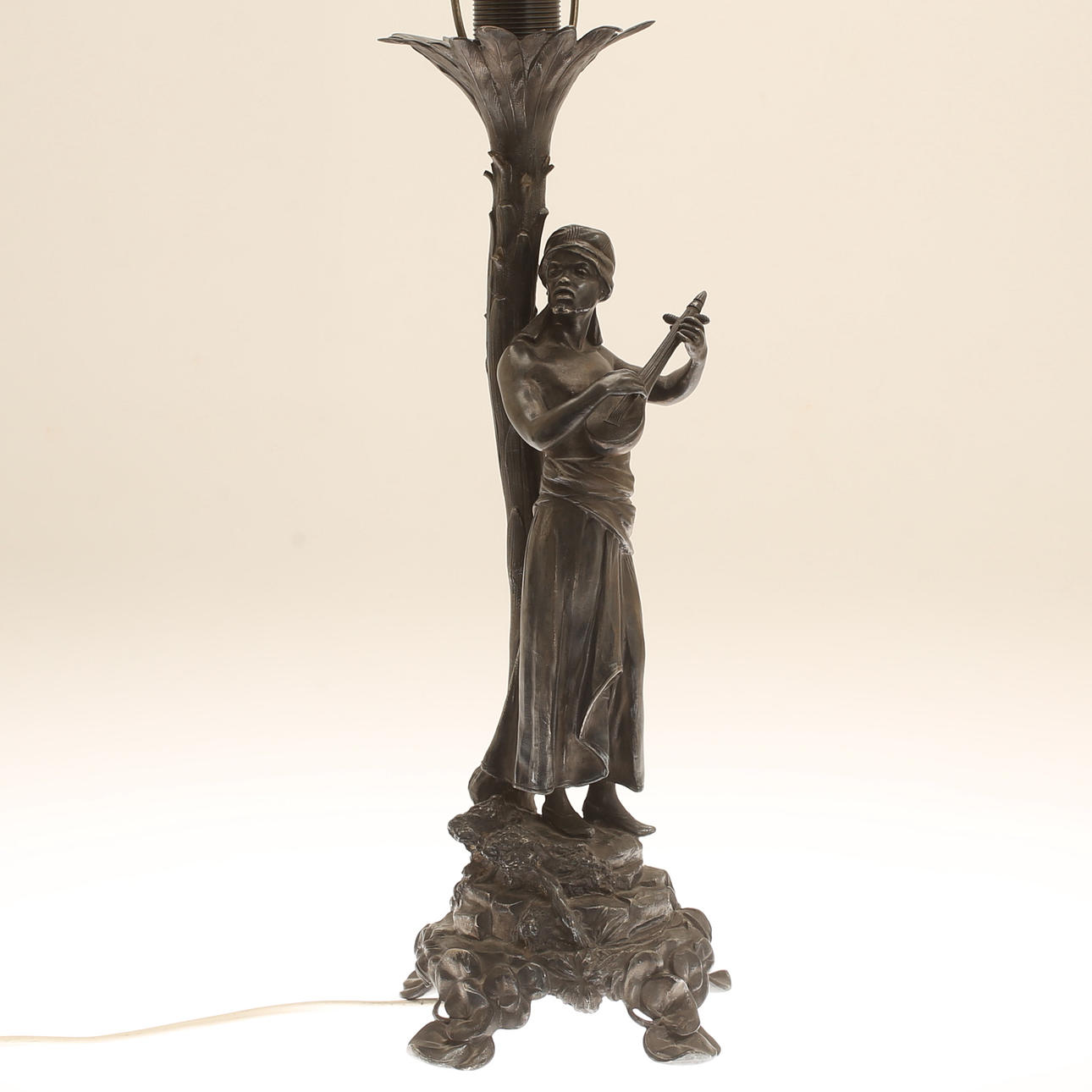 TABLE LAMP, metal, 18/1900s.