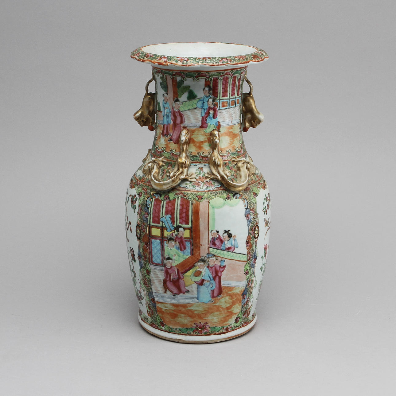 URNA porslin, Kina, Kanton, 1800-talets slut.