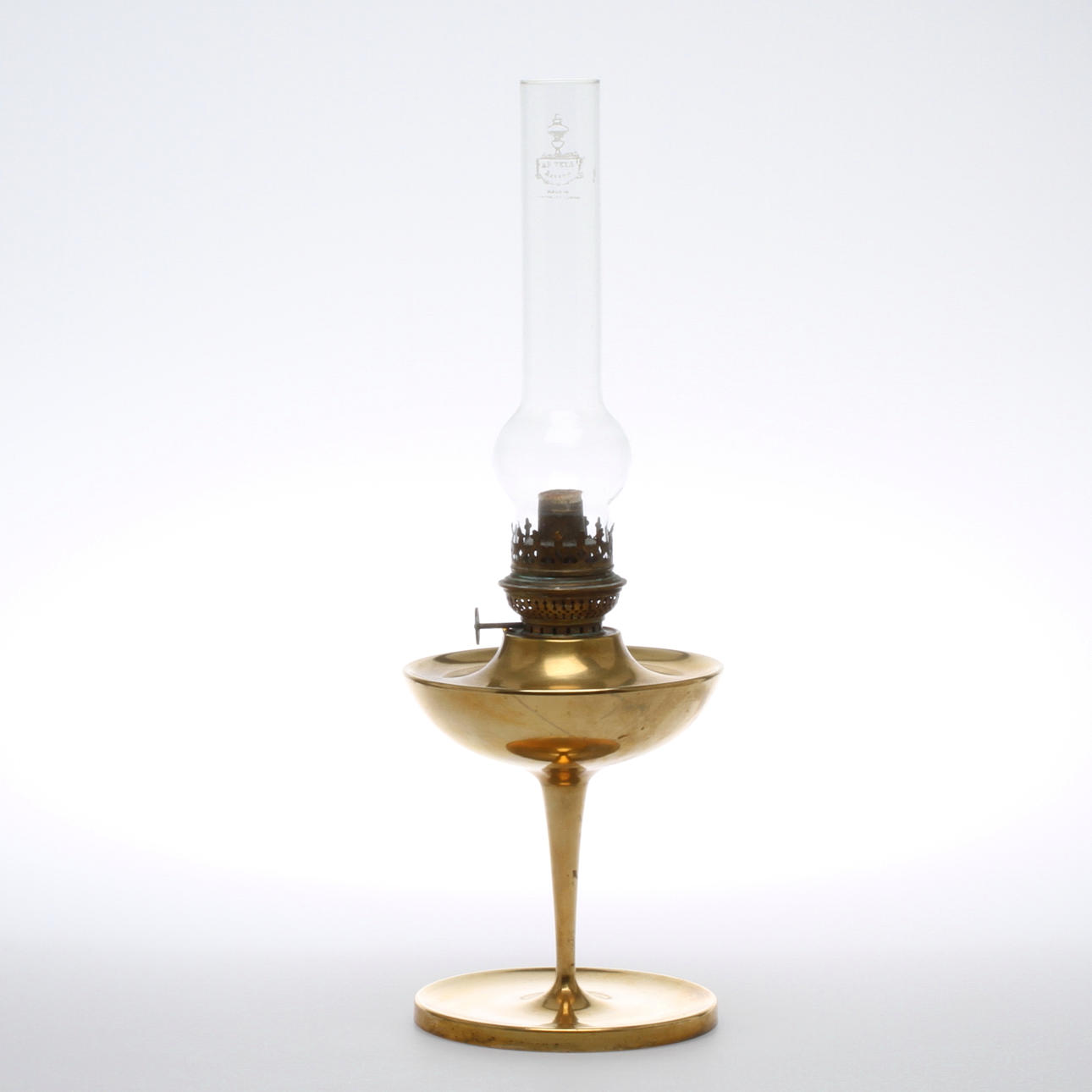 BORDSFOTOGENLAMPA, mässing, tidigt 1900-tal.