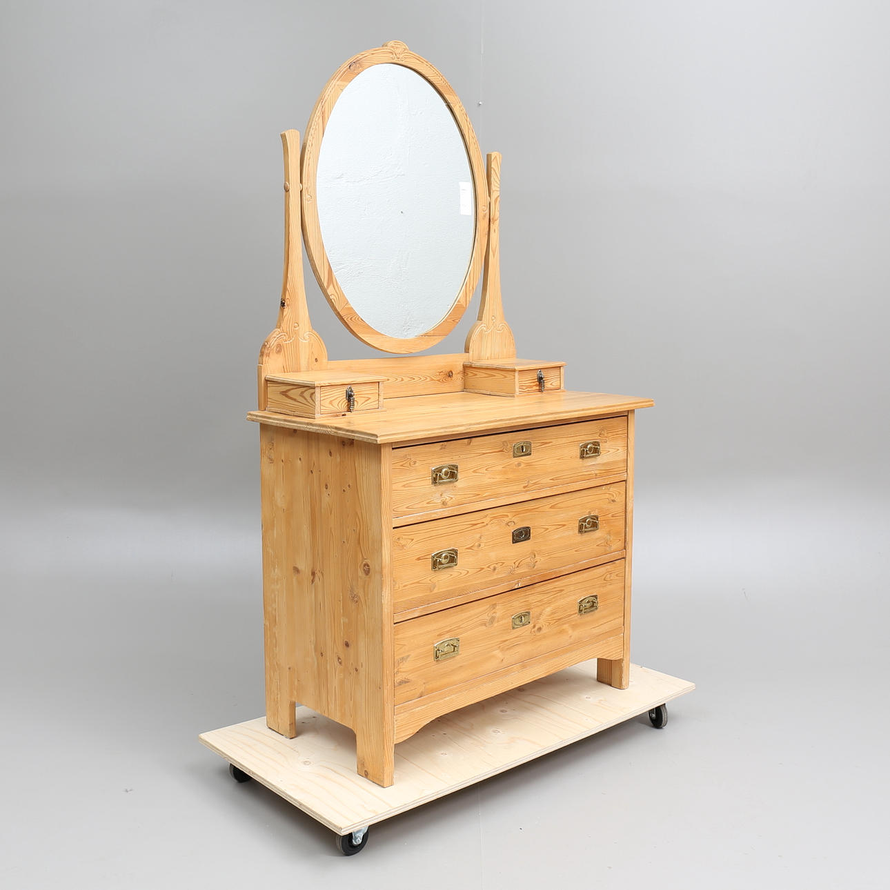 SPEGELBYRÅ, 1900-talets början.