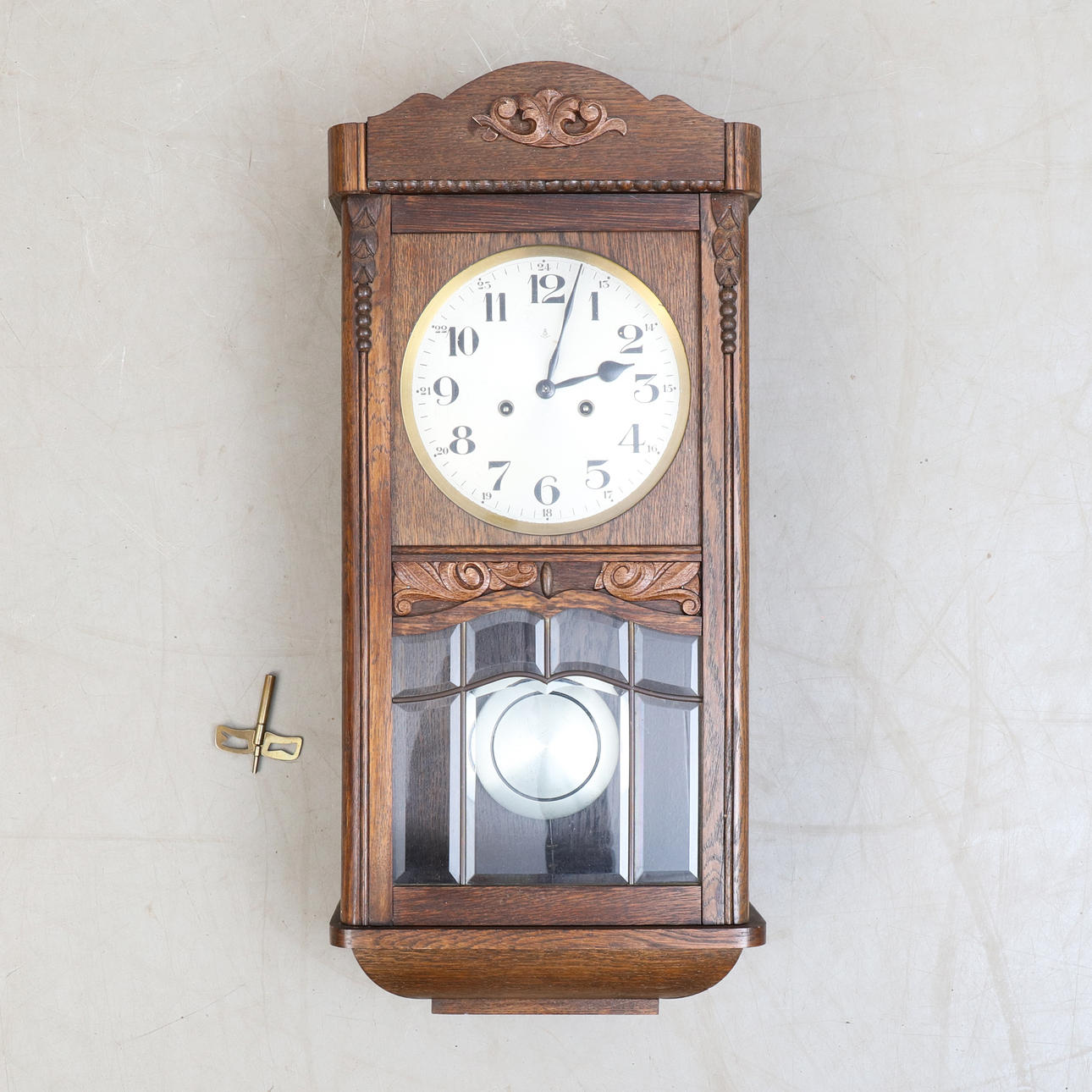 VÄGGUR, Gustav Becker, 1900-talets första hälft.