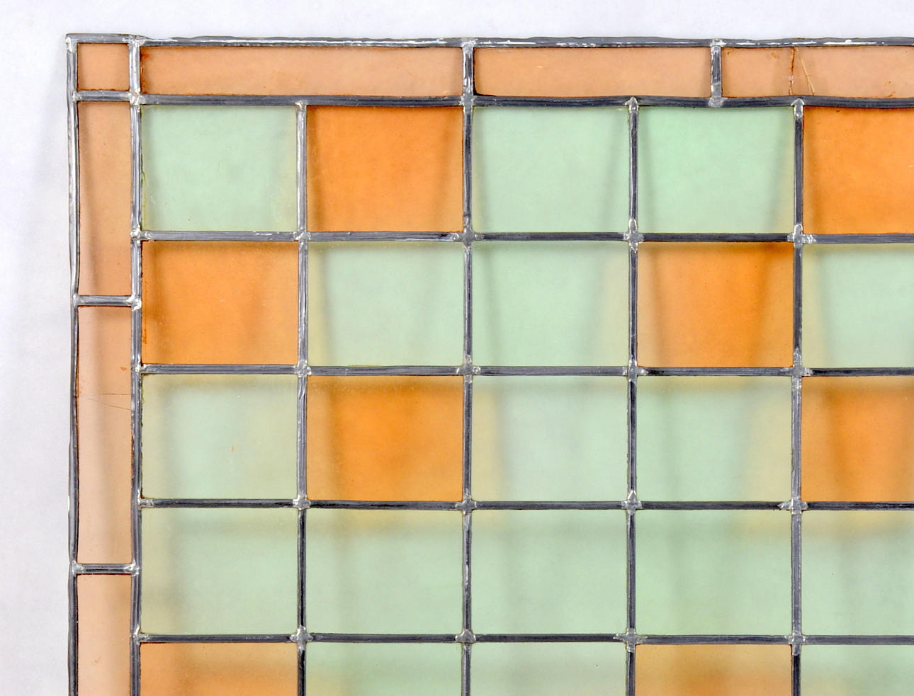 BLYINFATTAT FÖNSTER.