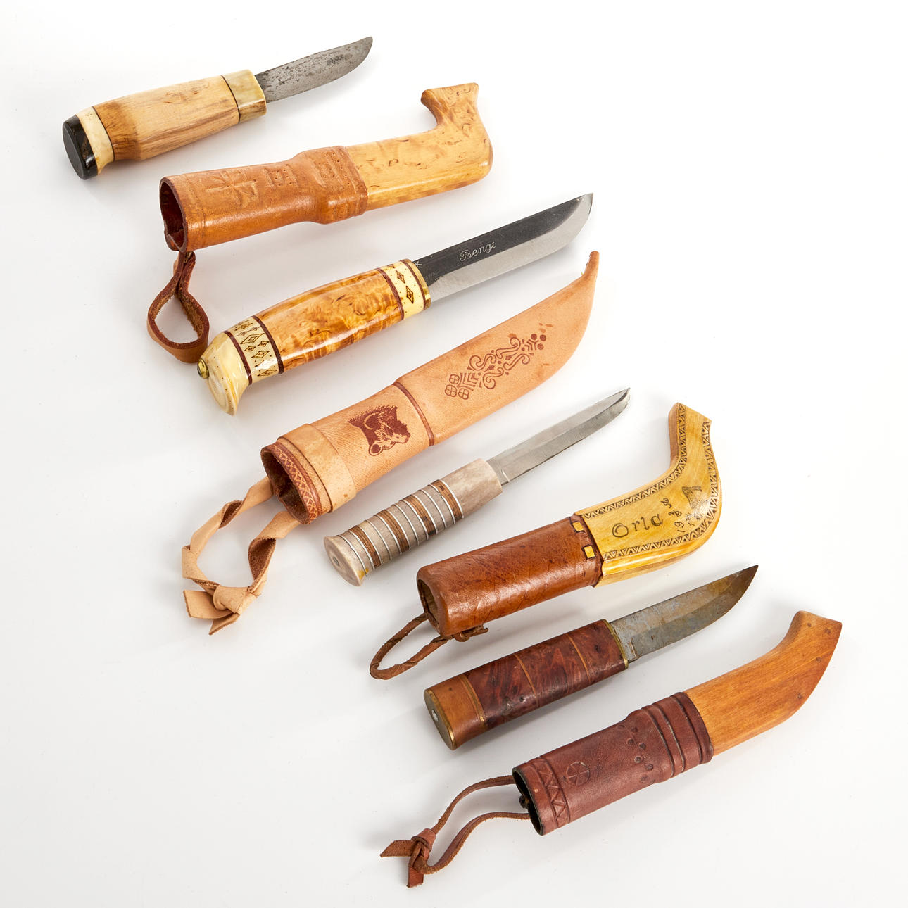 KNIVES, 4 pcs, Sami type, 1950s/80s. Weapons & Militaria - Edged ...
