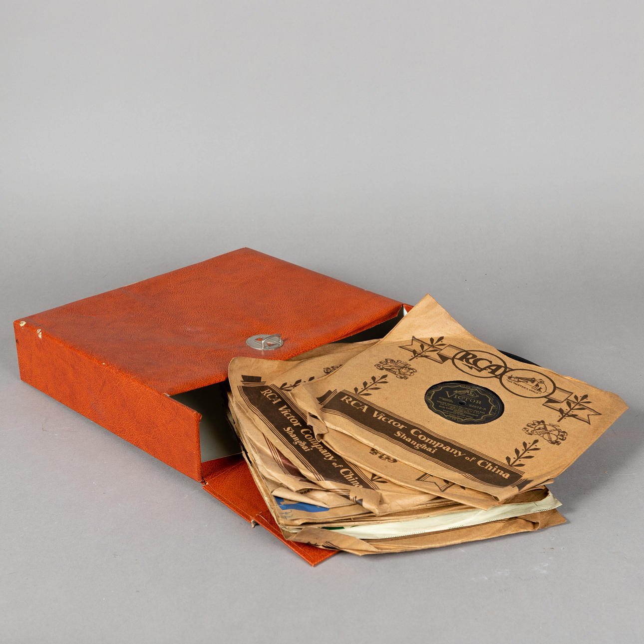 Shellac record collection, 1. half 20 century.