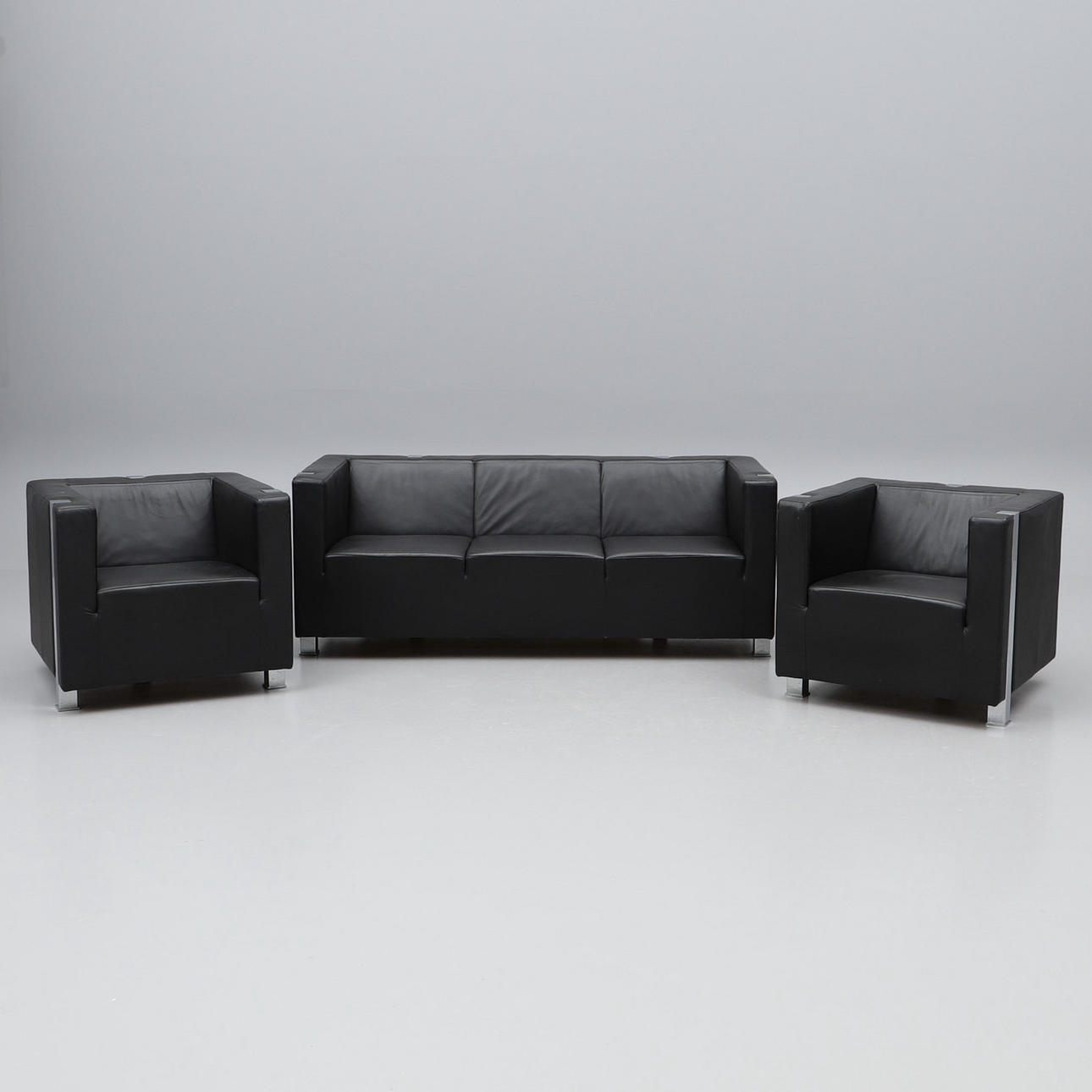 SOHVA ja NOJATUOLIT, pari, ISKU.