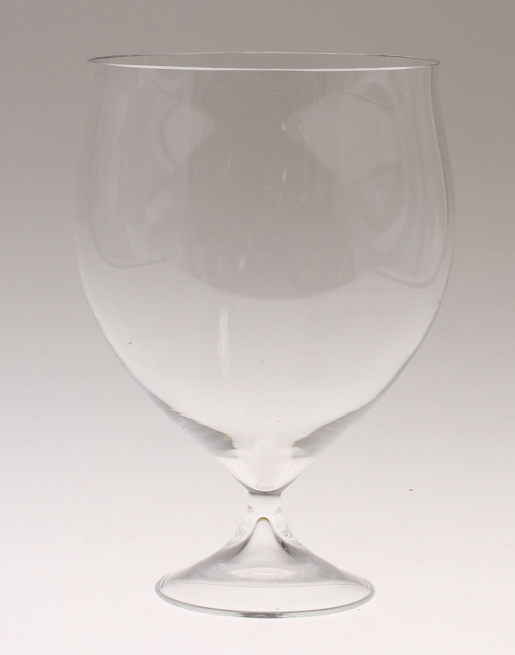 SKÅL, på fot, glas, Ingeborg Lundin, Orrefors, Expo 22-57.