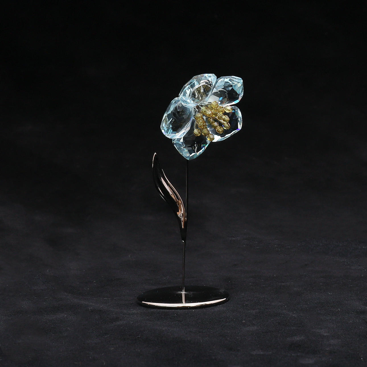 SWAROVSKI: PARADISBLOMMA - DAENI.