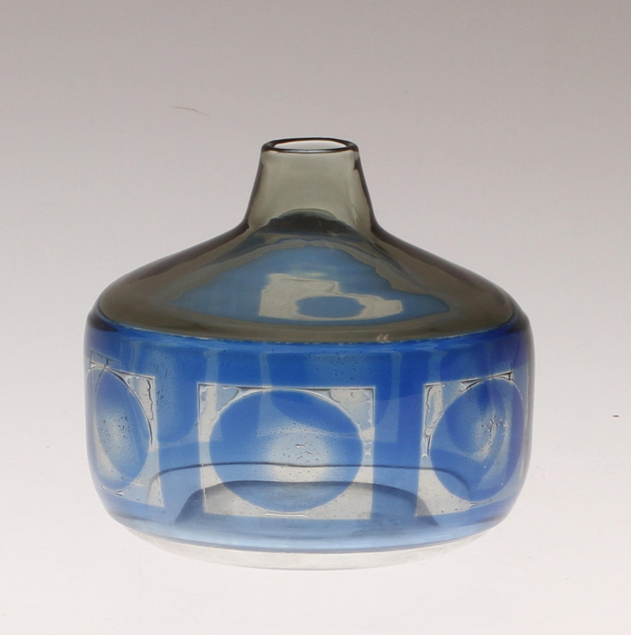 VAS, glas, Sven Palmqvist, Orrefors, signerad.