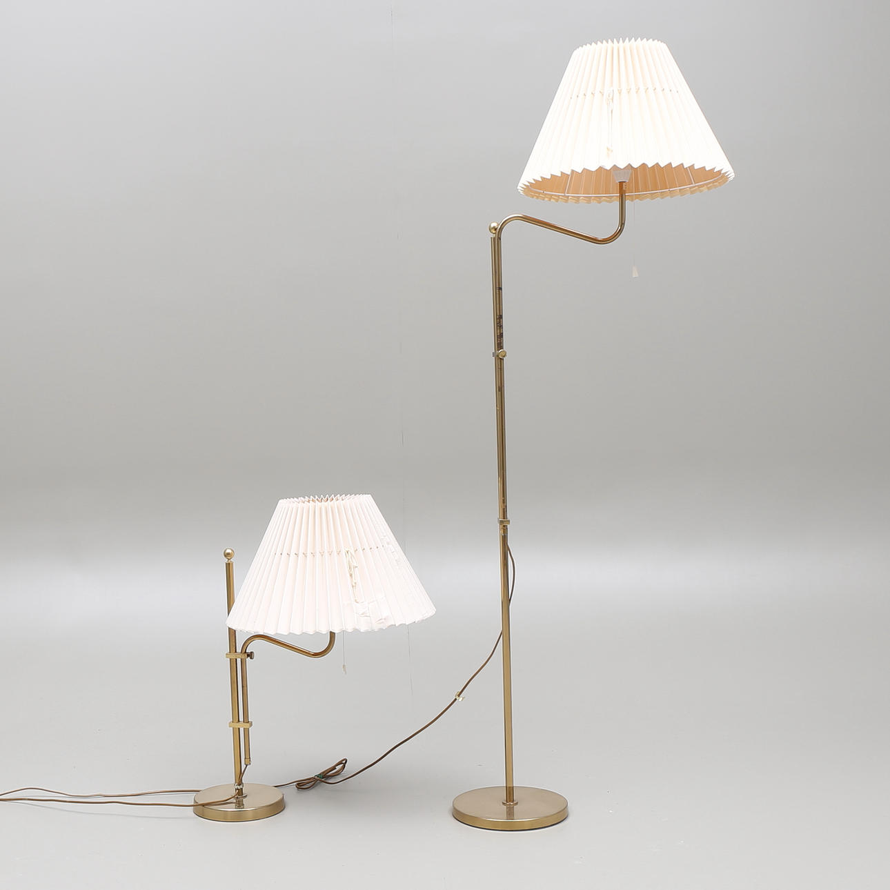 GOLVLAMPA samt BORDSLAMPA, Bergboms, 1900-talets andra hälft.