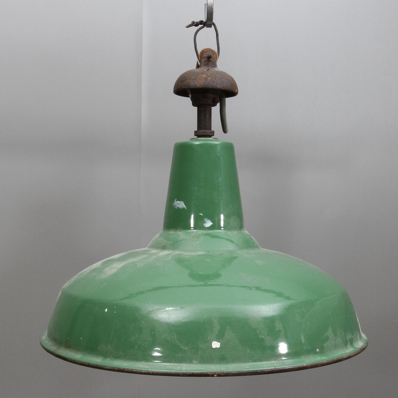 TAKLAMPA, industridesign, emaljerad, 1900-tal.