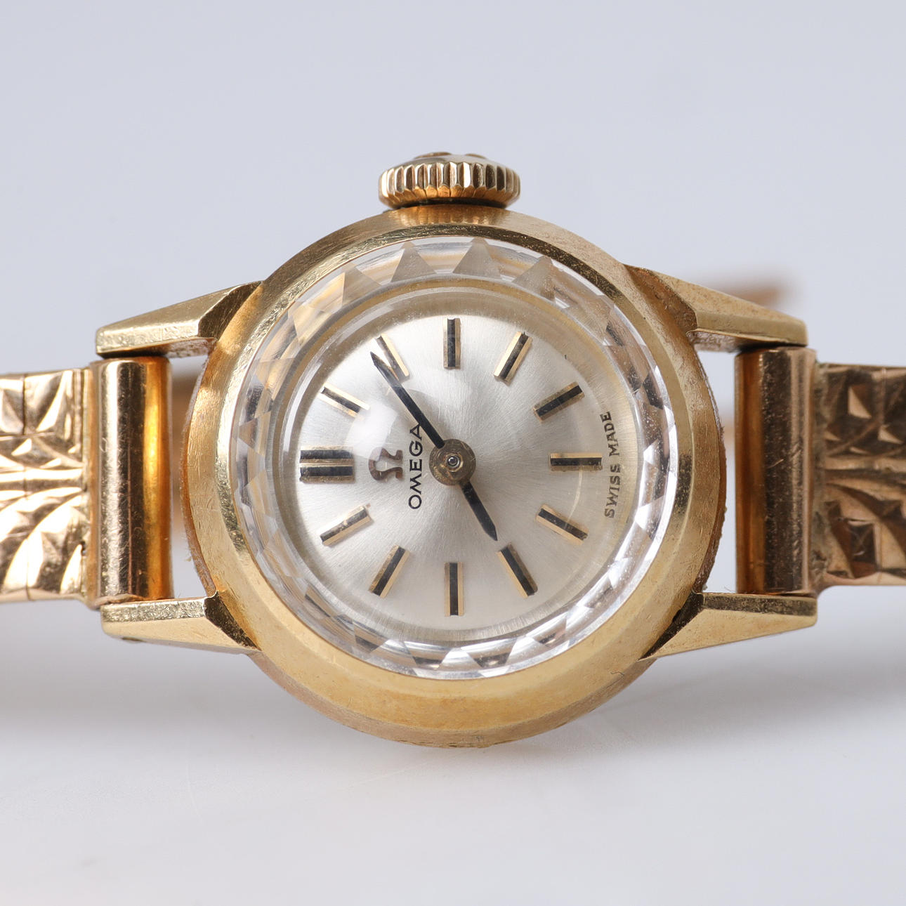 OMEGA, damur i 18K guld.