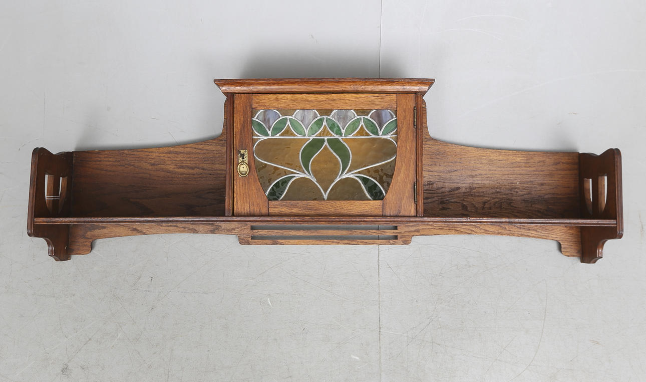 VÄGGHYLLA, jugend, tidigt 1900-tal.