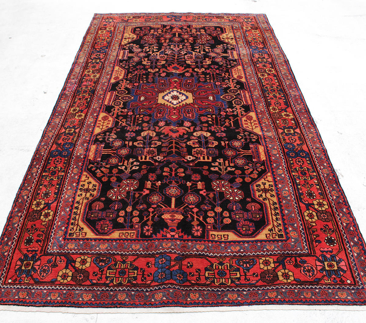 MATTA, Orientalisk, Nahavand, 310 x 165 cm.