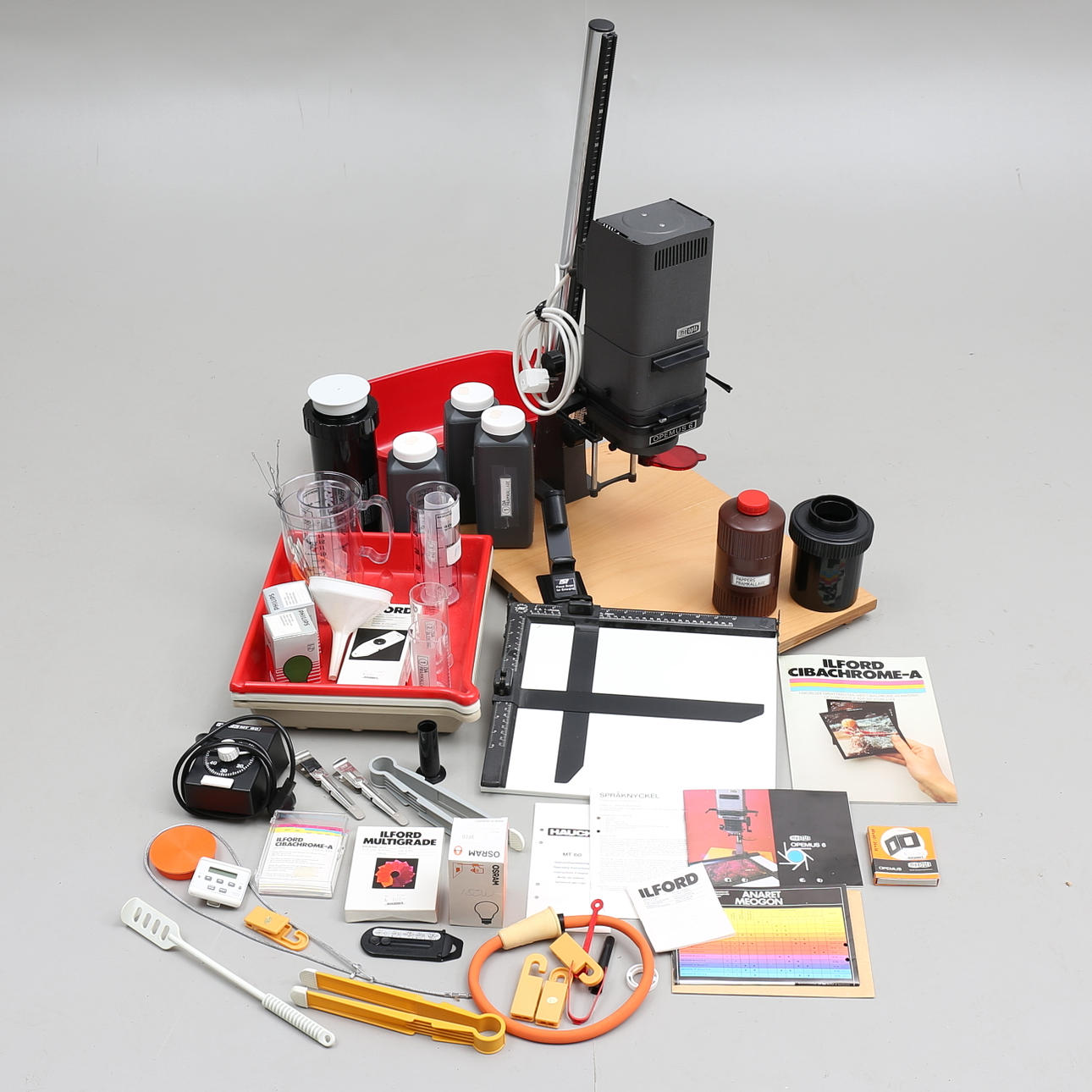 FÖRSTORINGSAPPARAT, Meopta Opemus 6, med många tillbehör.