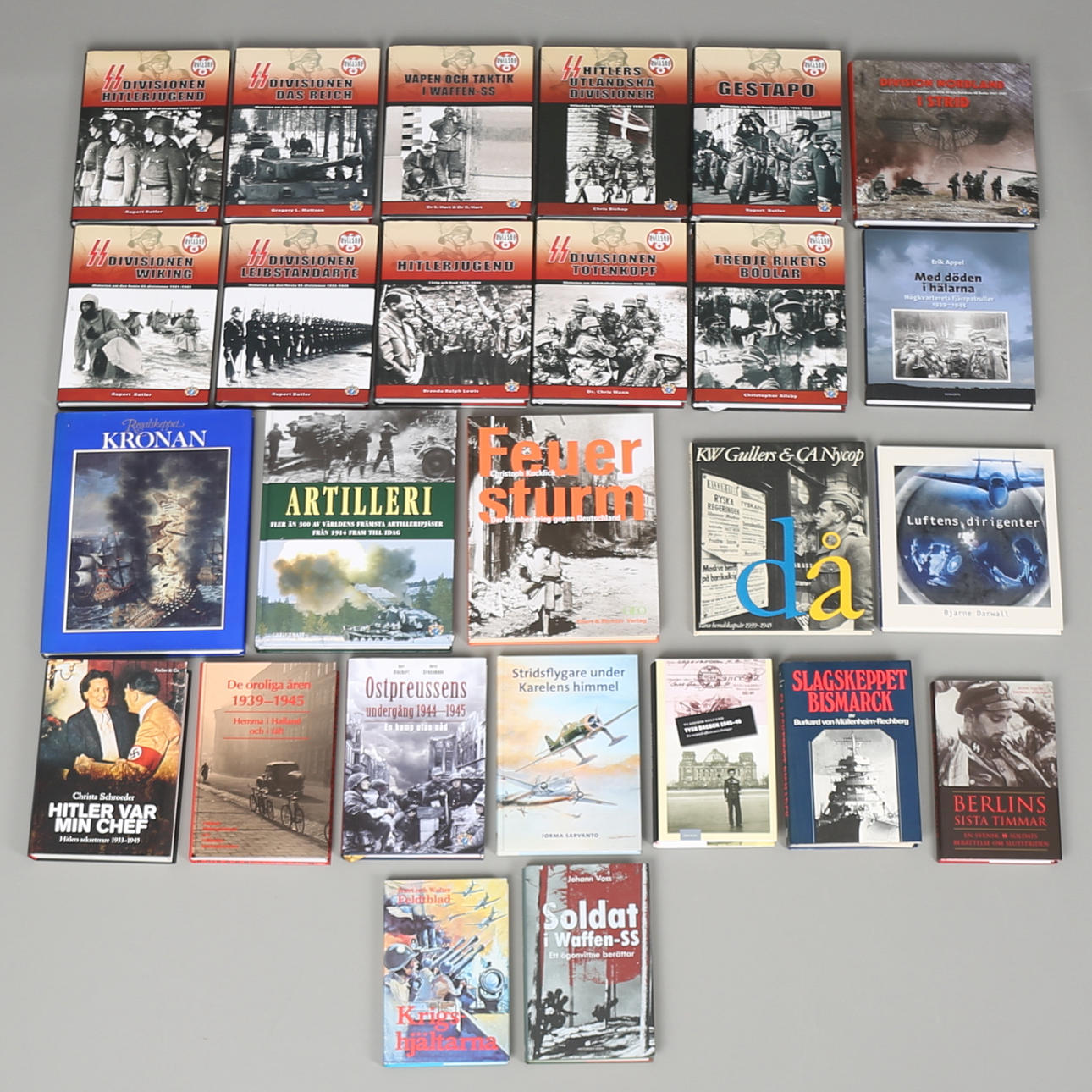 PARTI BÖCKER, 26 delar, bl a Svenskt militärhistoriskt bibliotek, Hitlers krigare, Rupert Butler, WS Bookwell, Finland 2007.