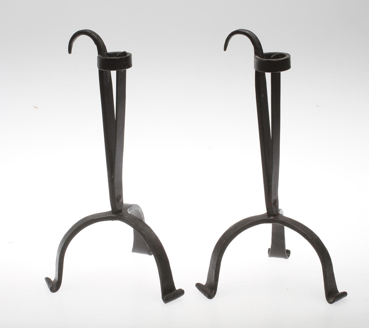 STUMPSTAKAR, ett par, järn, 1900-tal.