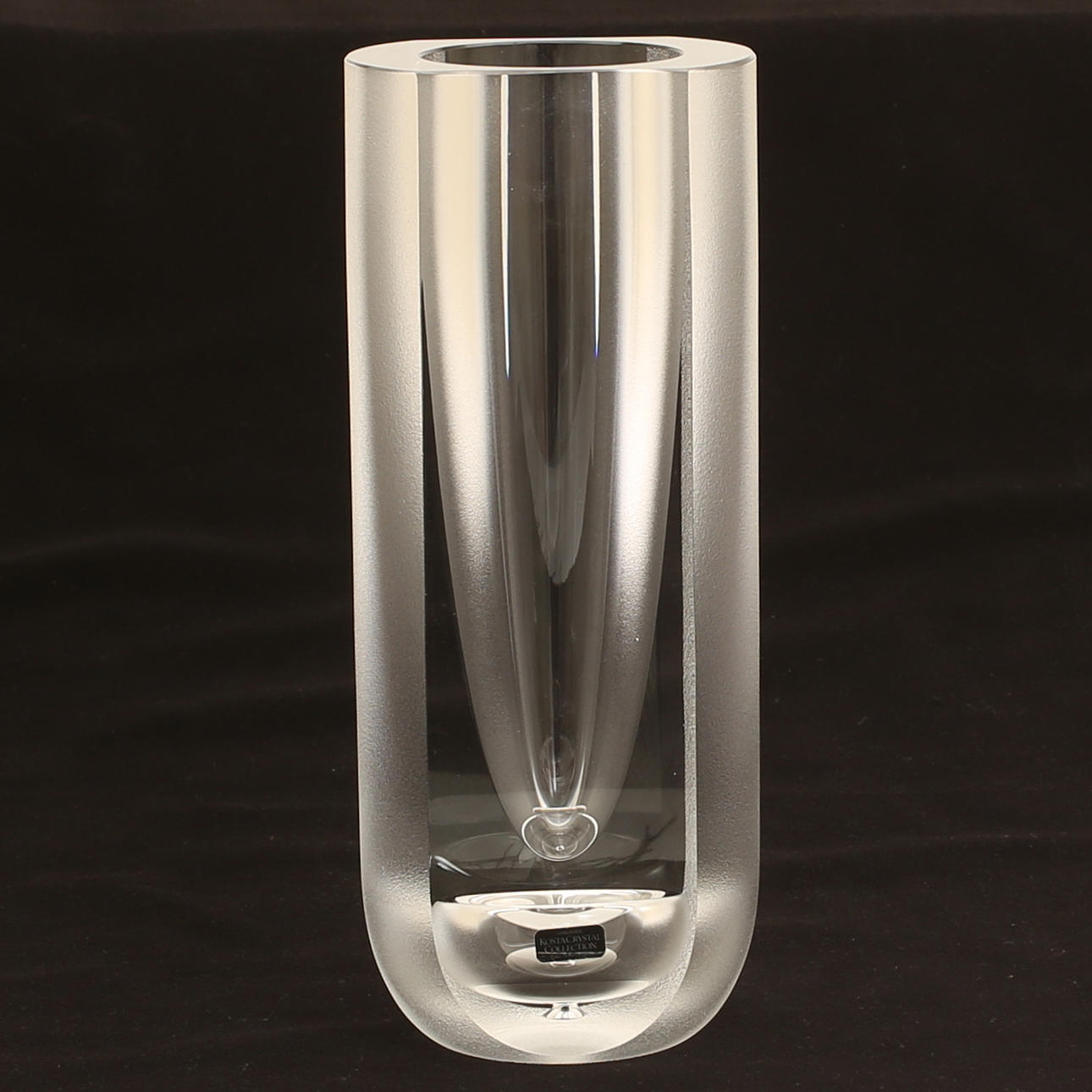 GÖRAN WÄRFF. Vase, glass, Kosta collection, signed.