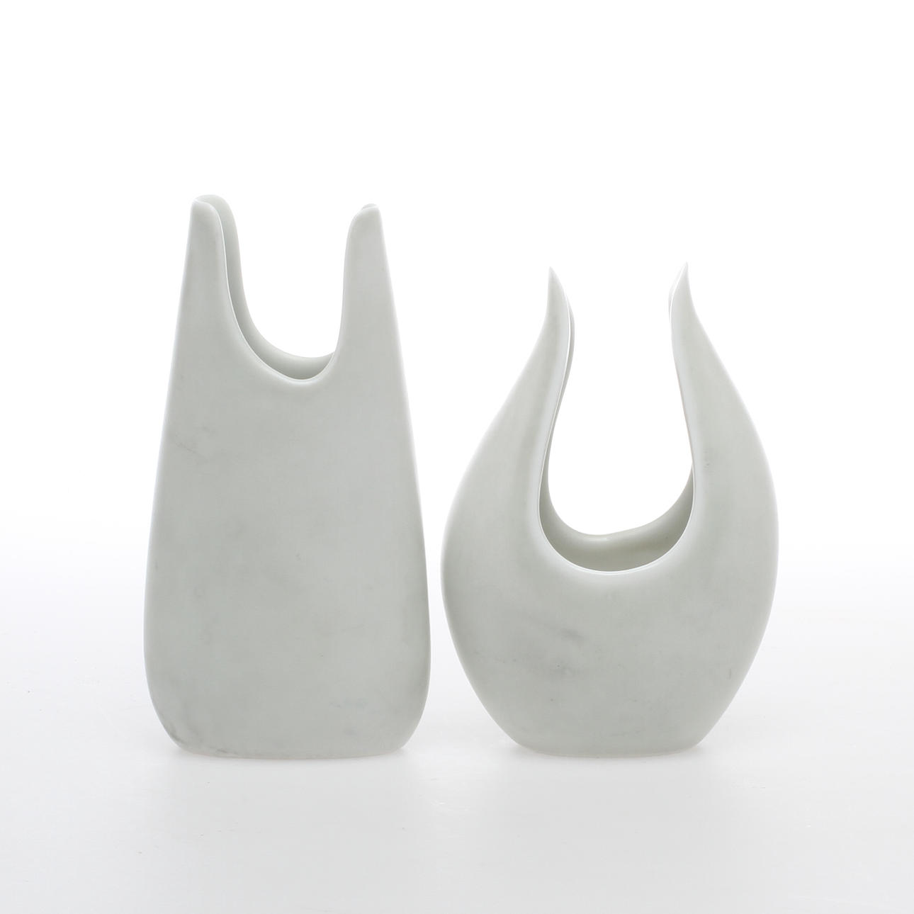 VASER, 2 st, "Carolina", stengods, Gunnar Nylund, Rörstrand.