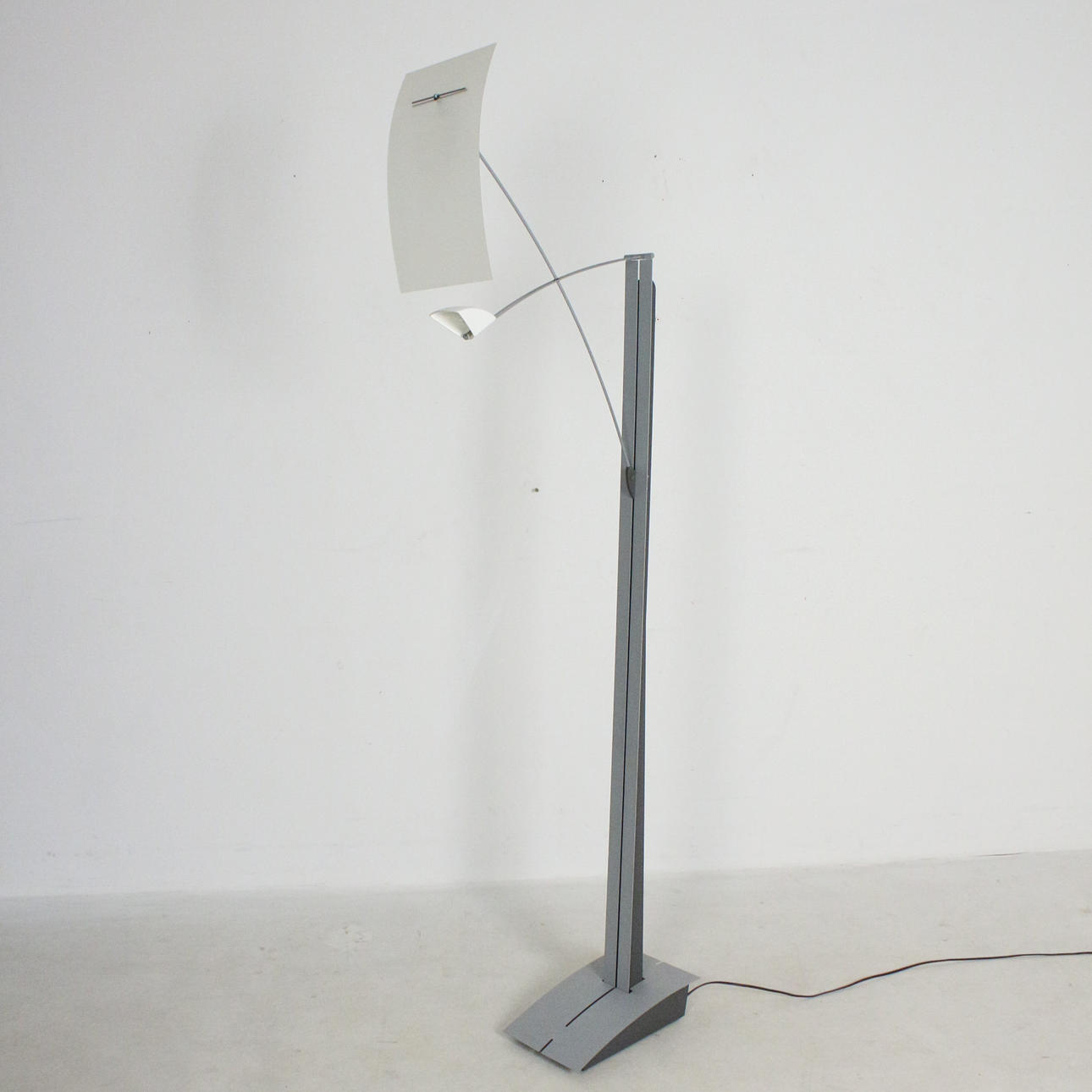 Oligo, floor lamp, model Libella.