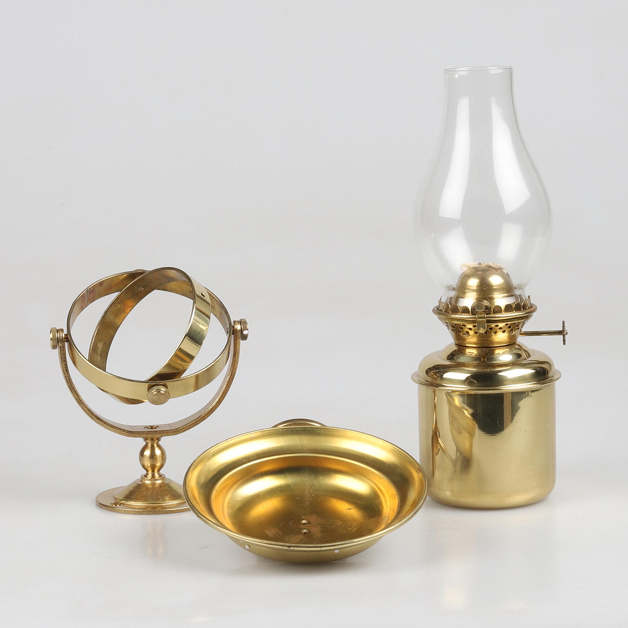 SKEPPSLAMPA, mässing, DHR, 1900-tal.