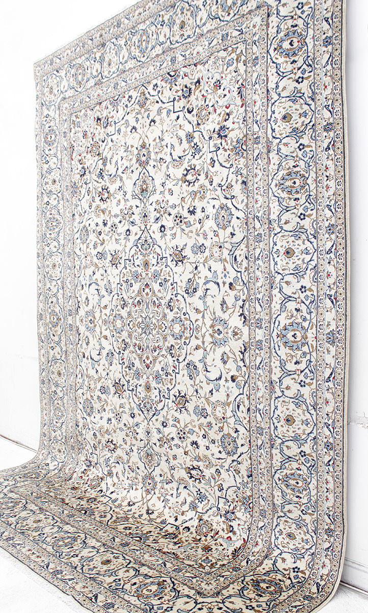 MATTA, Persisk, ljus Keshan, 352 x 241 cm.