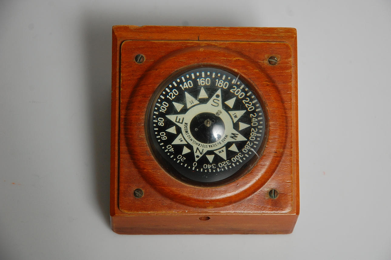 KOMPASSHUS, 1900-tal.