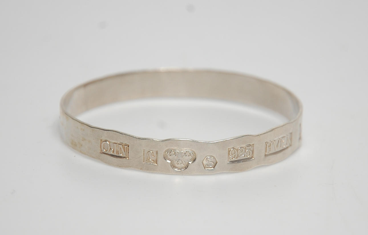 ARMBANDET, Svenska stämplar , silver vikt ca 12 g.