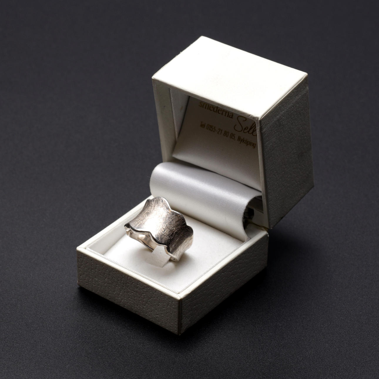 RING, sterlingsilver, "Skridskobanan", Sellin, Ateljé TeBoon.