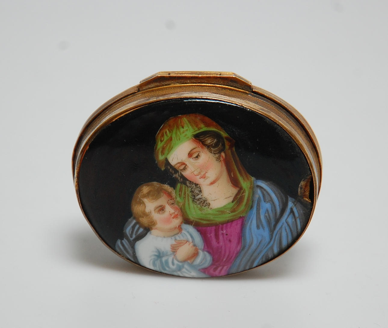 DOSA, porslin, med Jungfru Maria, 1800-tal.