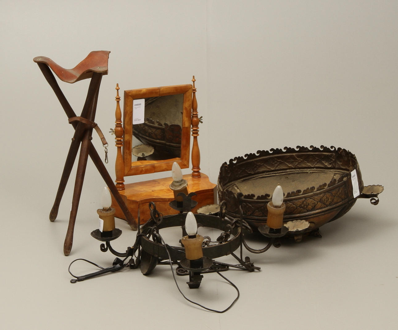 PARTI DIVERSE, 4 delar.