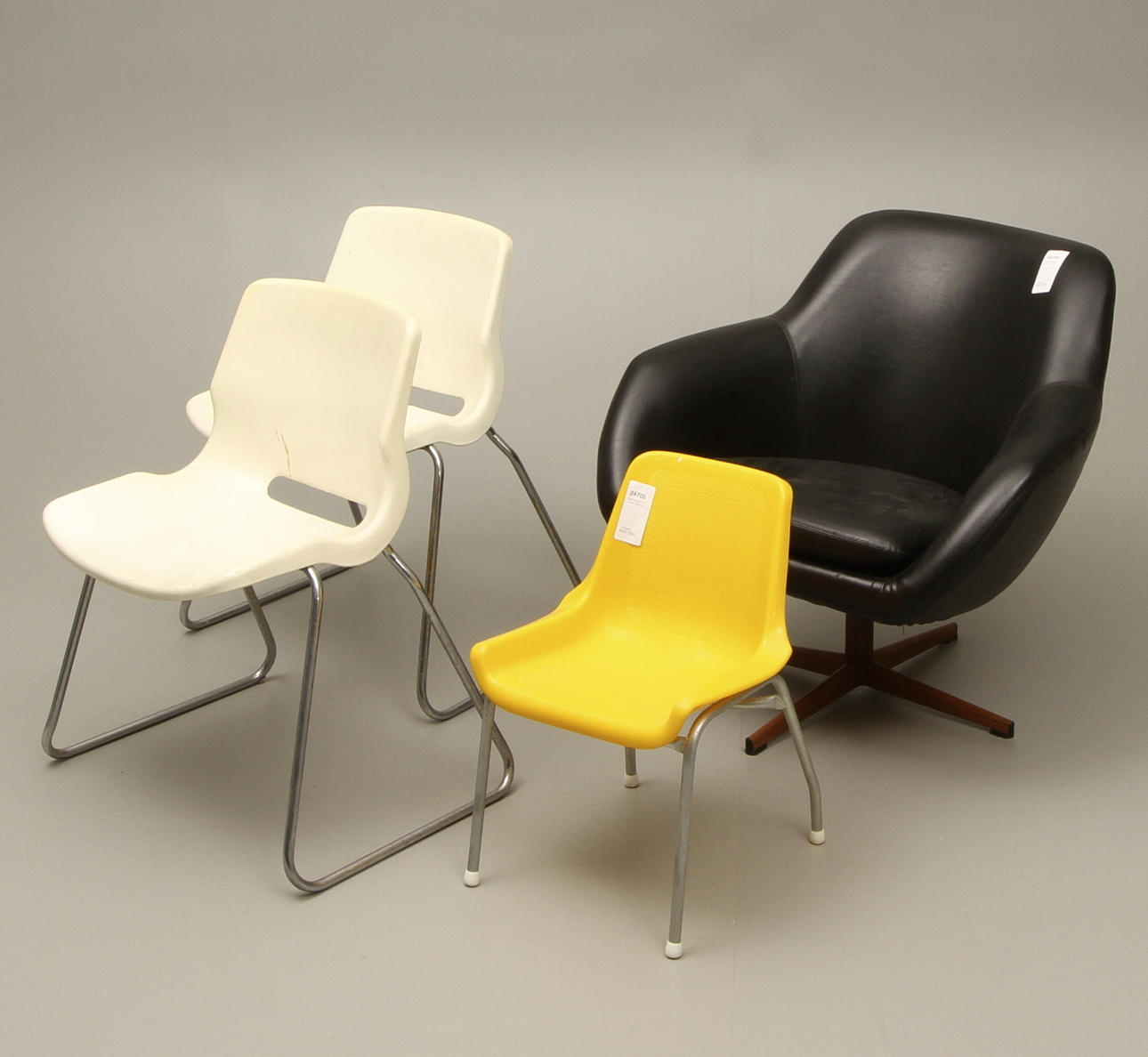 PARTI MÖBLER, 4 delar, 1970-tal.